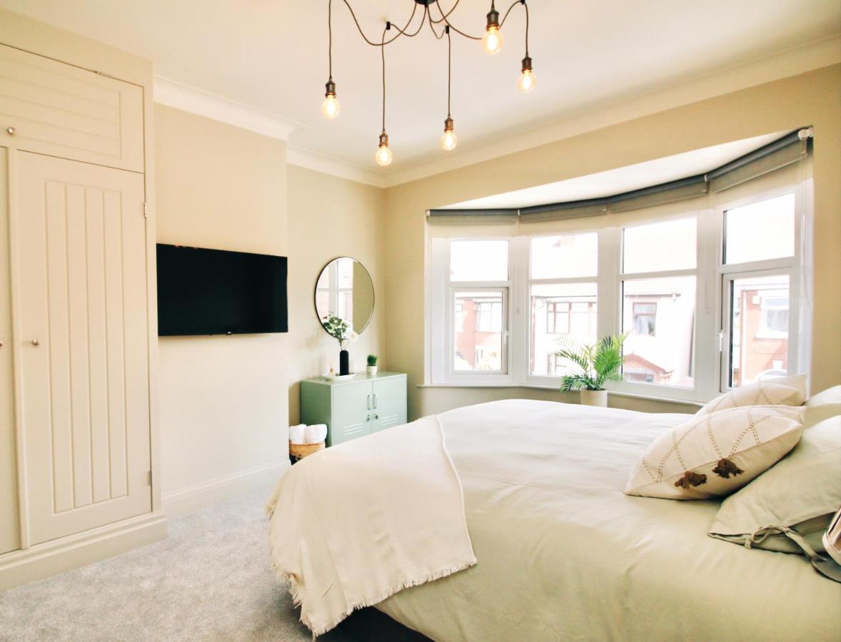 Xxhot Tubxx 4Bed Semi, Sleeps 8, 2 Bathrooms Blackpool Ngoại thất bức ảnh